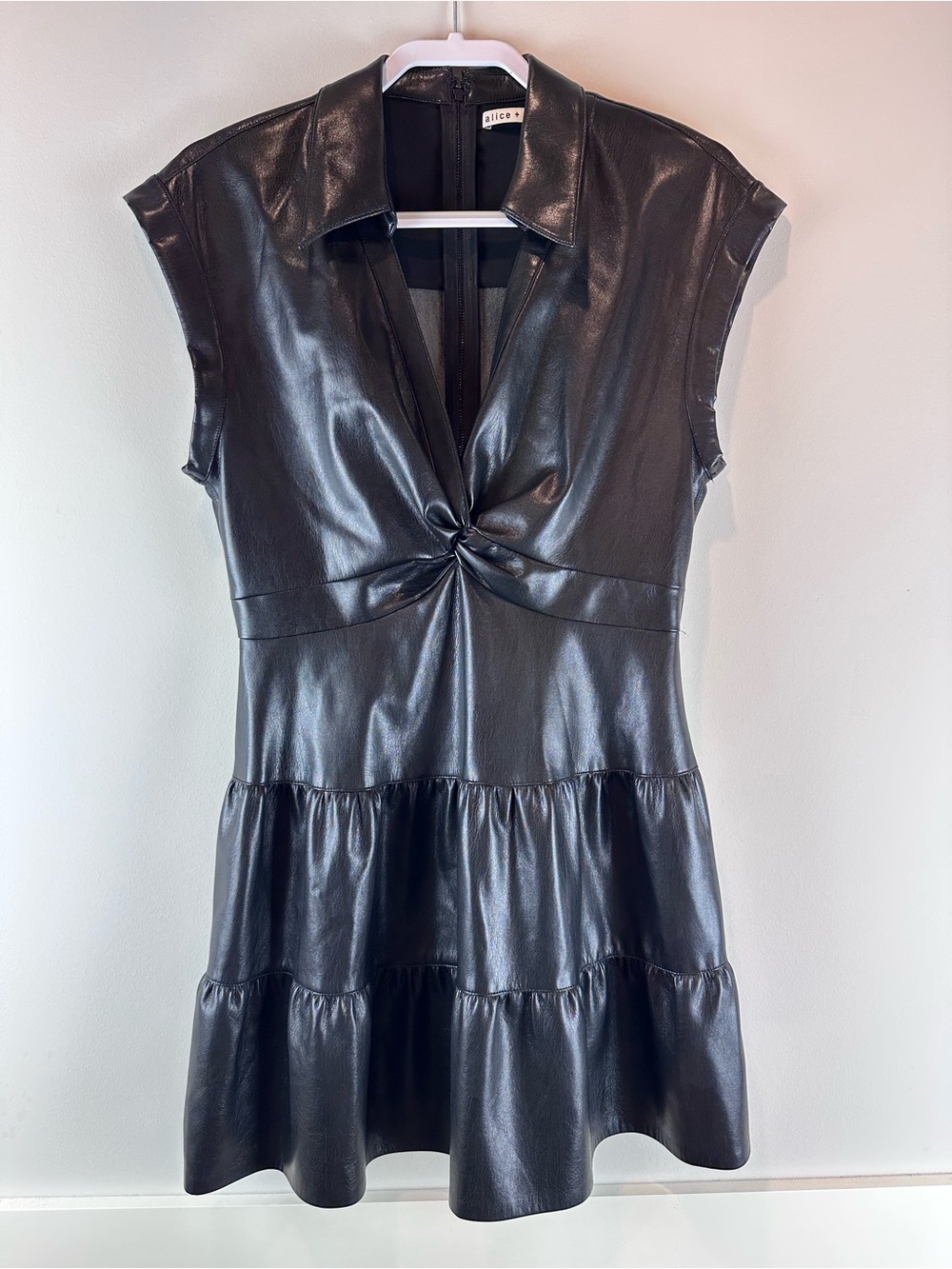 Alice + Olivia Black Mila Twist Front Faux Vegan Leather Mini Dress Size 10